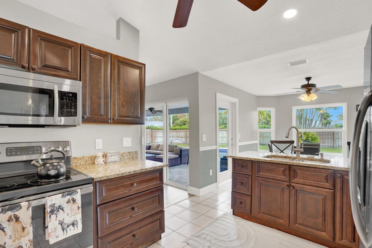 1068 Northumberland Court, Wellington, FL 33414 Photo