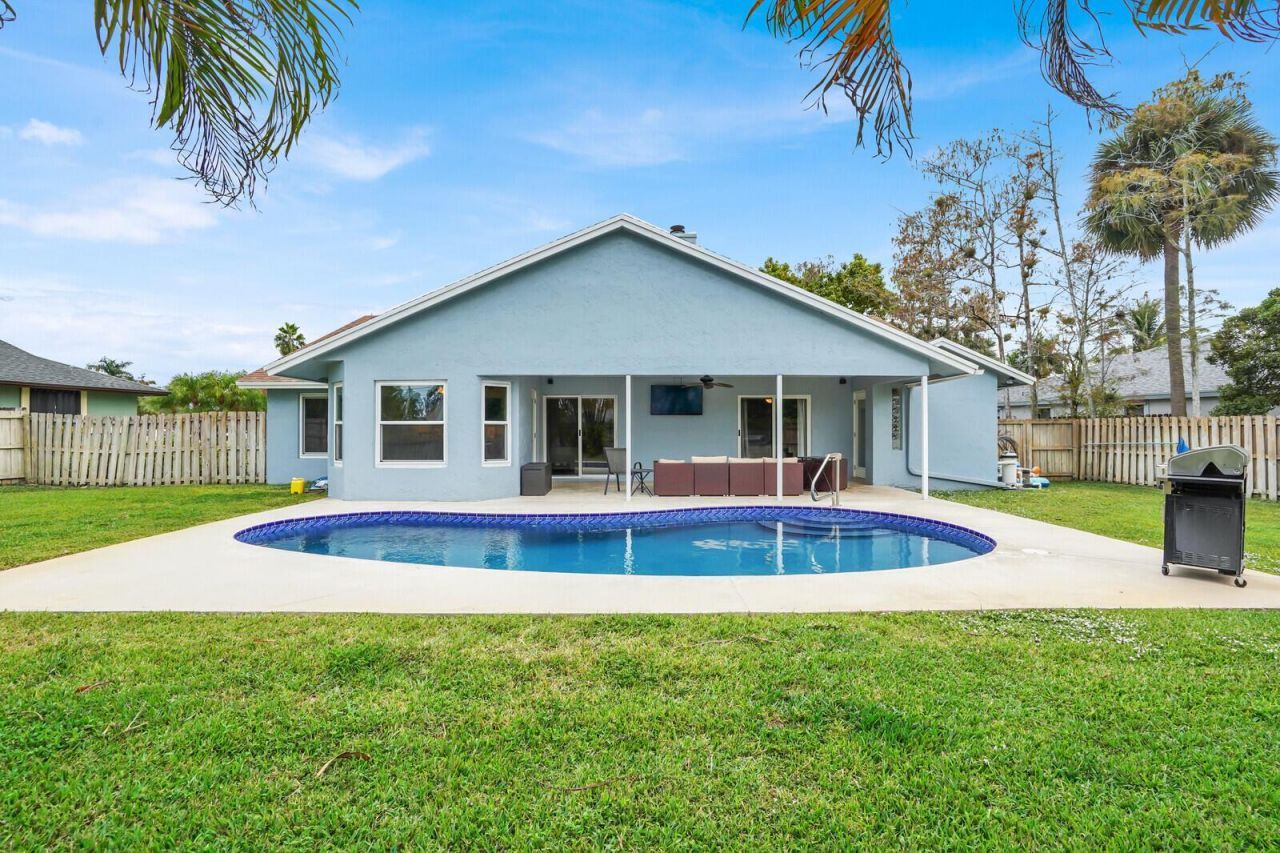 1068 Northumberland Court, Wellington, FL 33414 Photo