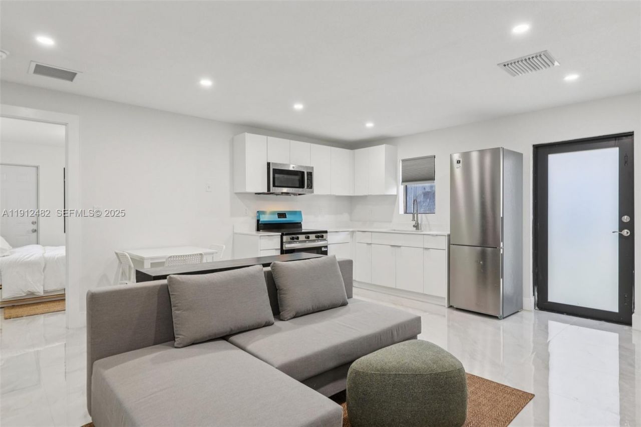 17003 SW 107th Pl, Unit 2, Miami, FL 33157 Photo