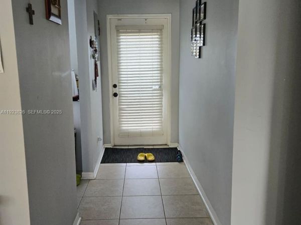 7837 Golf Cir Dr, Unit 310, Margate, FL 33063