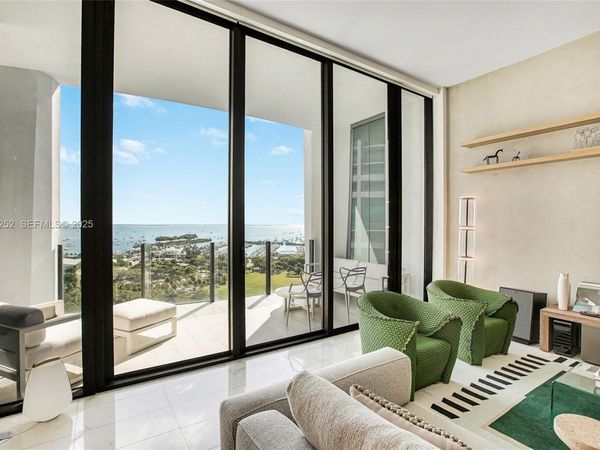 2821 S Bayshore Dr, Unit 15C, Miami, FL 33133