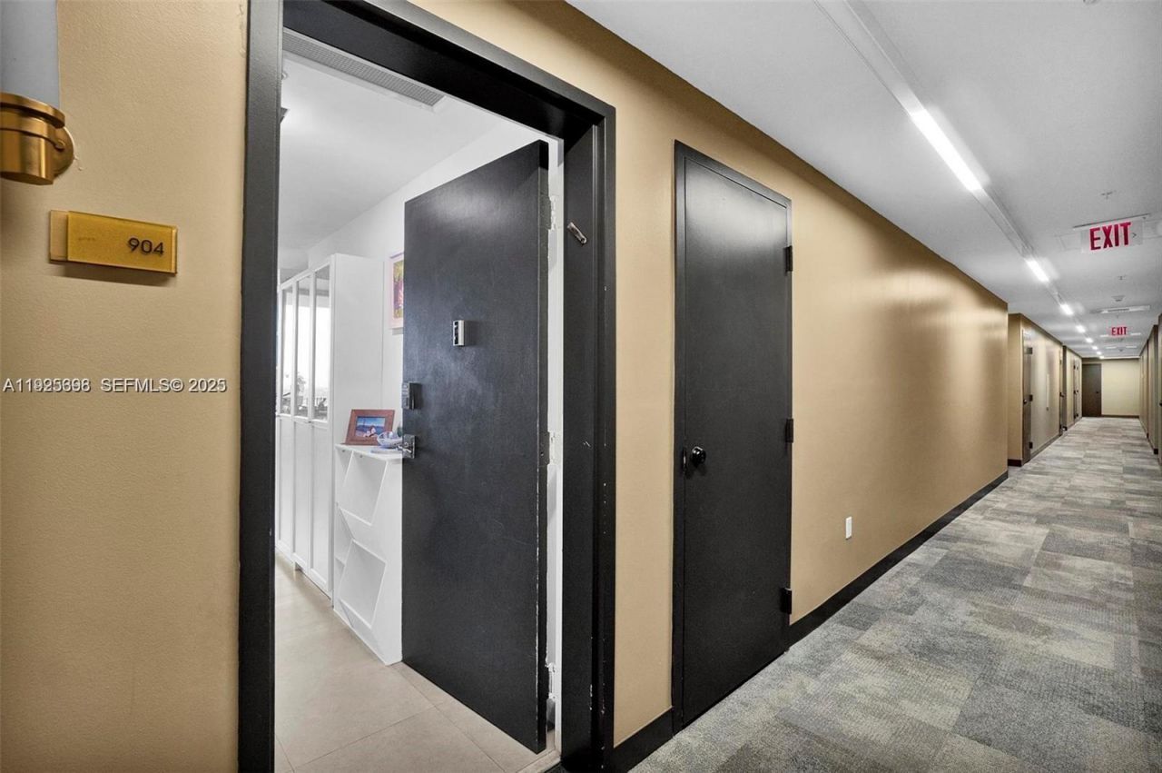 3470 E Coast Ave, Unit H0904, Miami, FL 33137 Photo