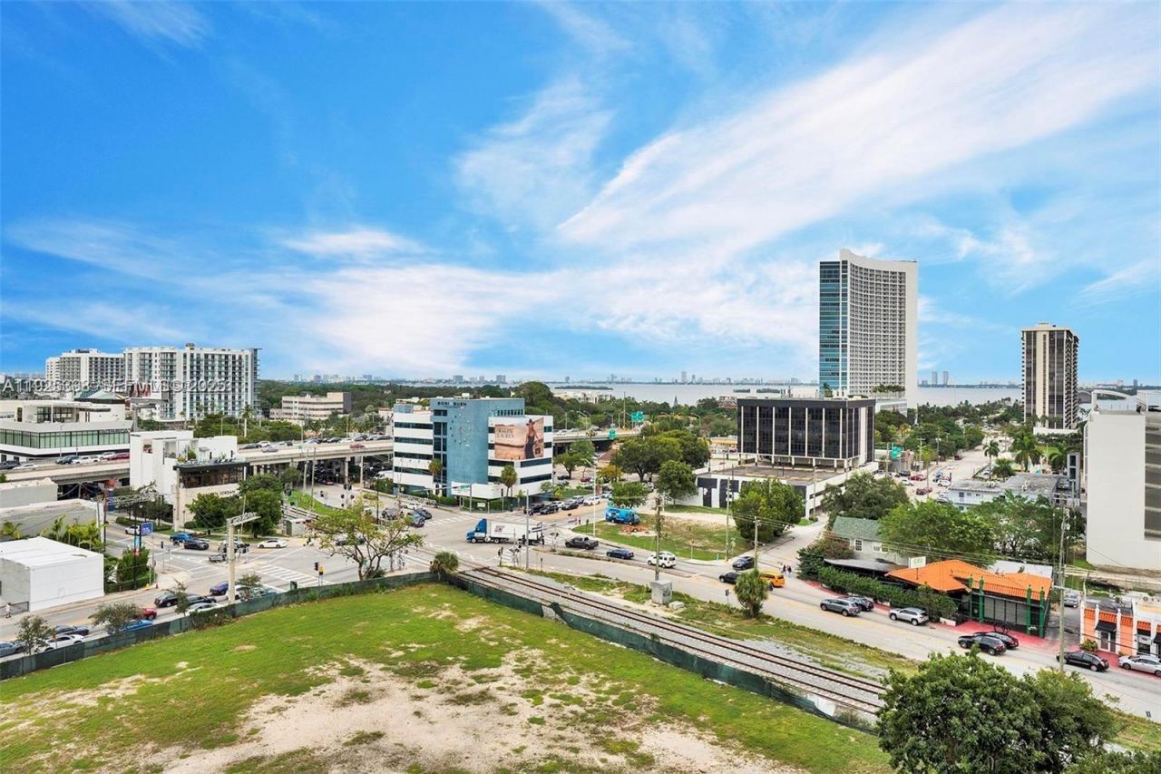 3470 E Coast Ave, Unit H0904, Miami, FL 33137 Photo