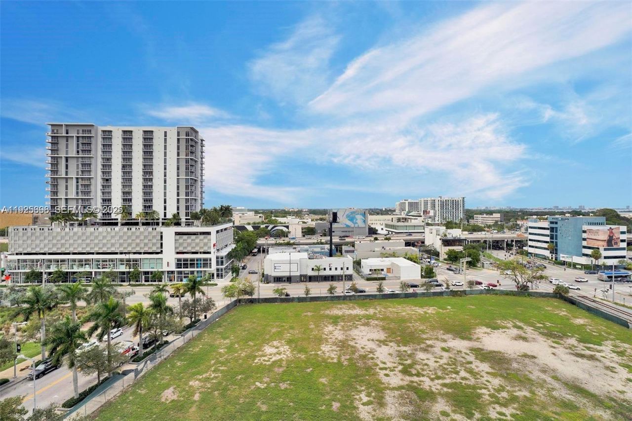 3470 E Coast Ave, Unit H0904, Miami, FL 33137 Photo