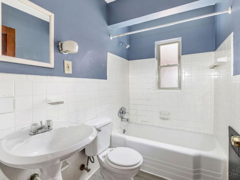 1114 Egan Court, Cincinnati, OH 45229 Photo 31