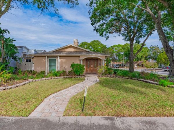 3401 PICO DRIVE, TAMPA, FL 33614