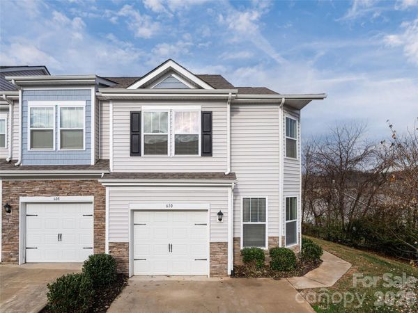610 Santa Clara Drive, Asheville, NC 28806
