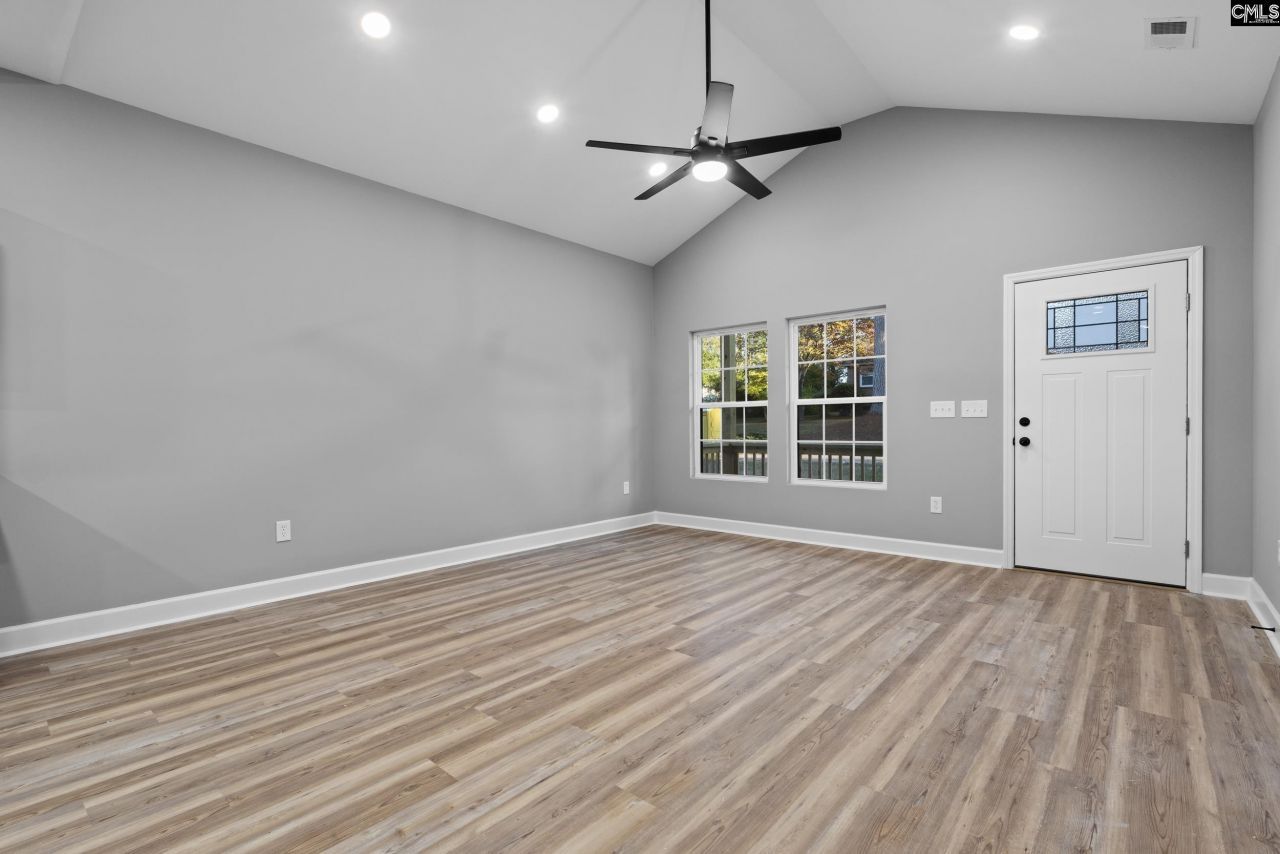 9517 Commonwealth Boulevard Photo 6