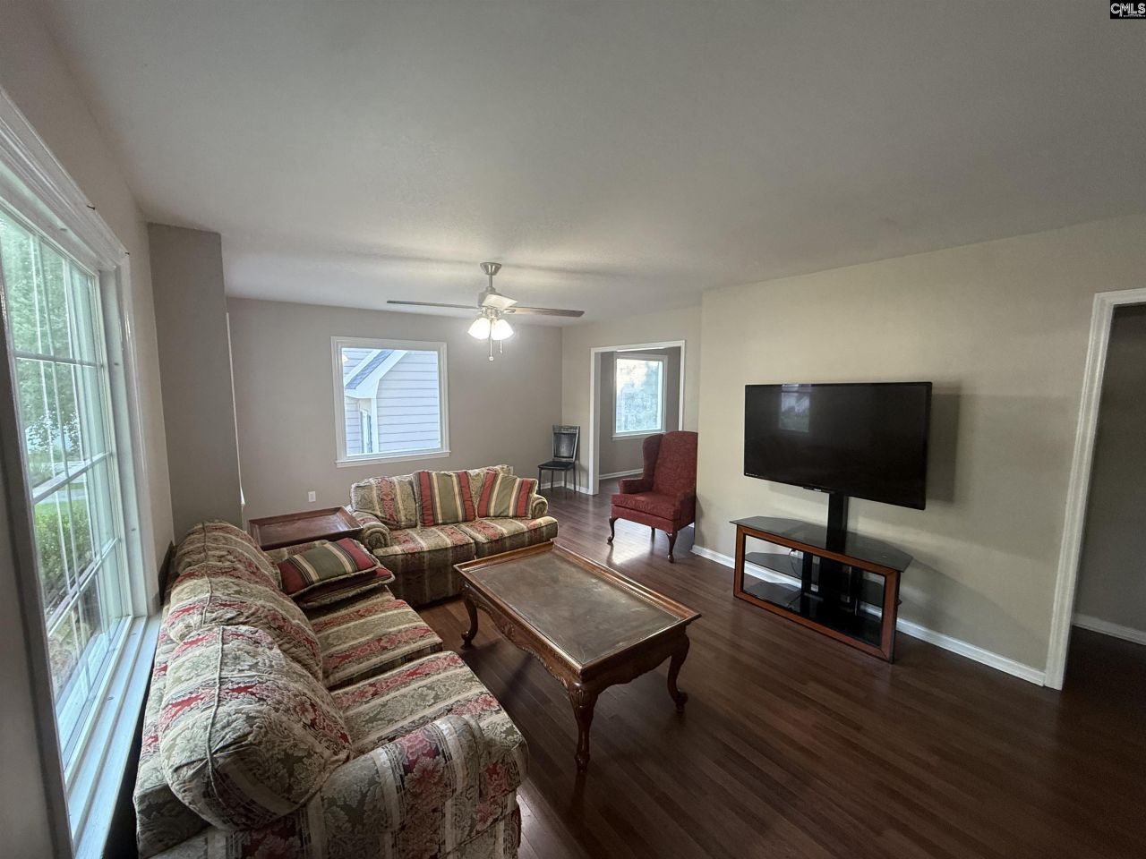 340 Avery Place Drive Photo 14