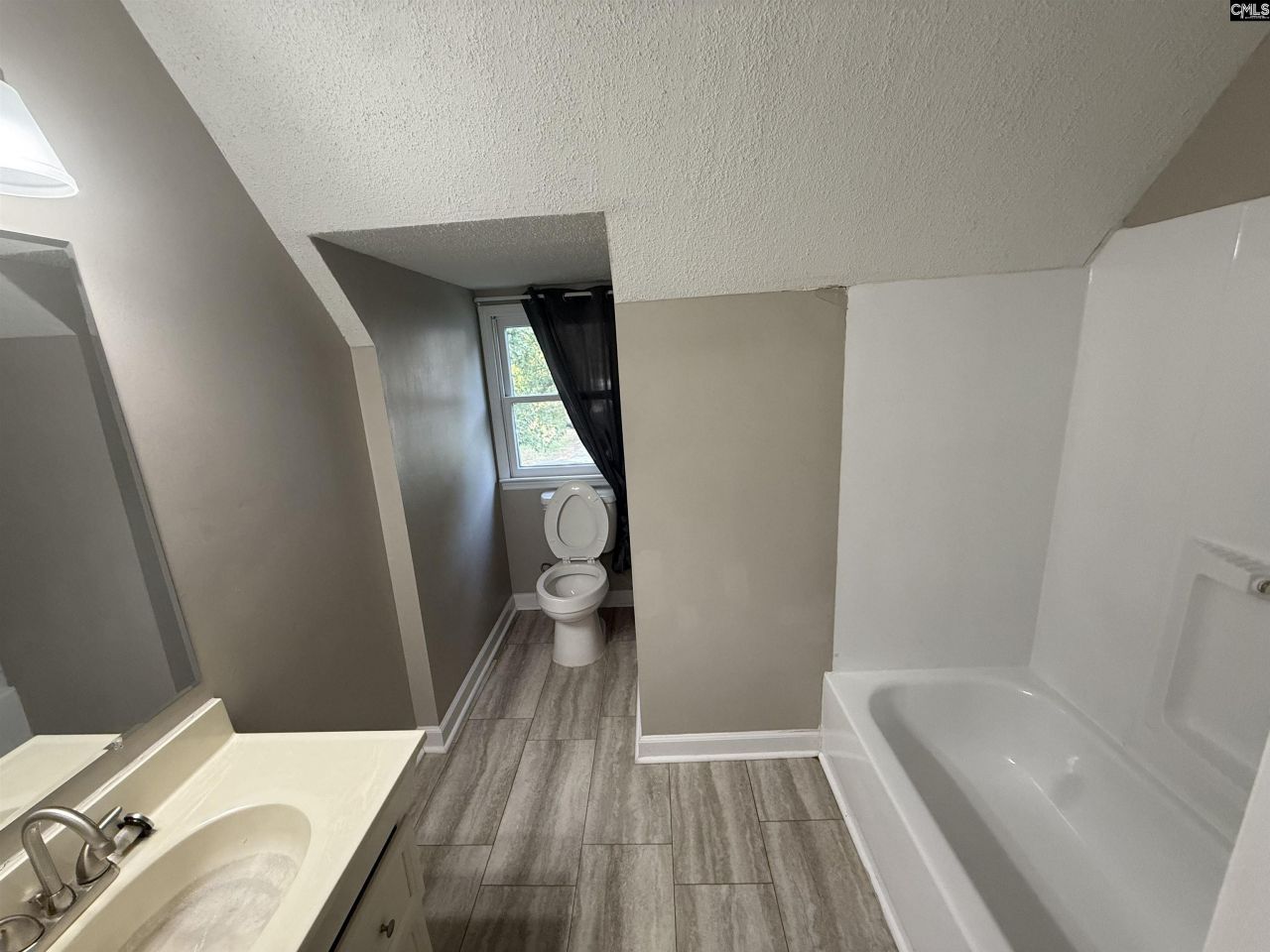 340 Avery Place Drive Photo 25