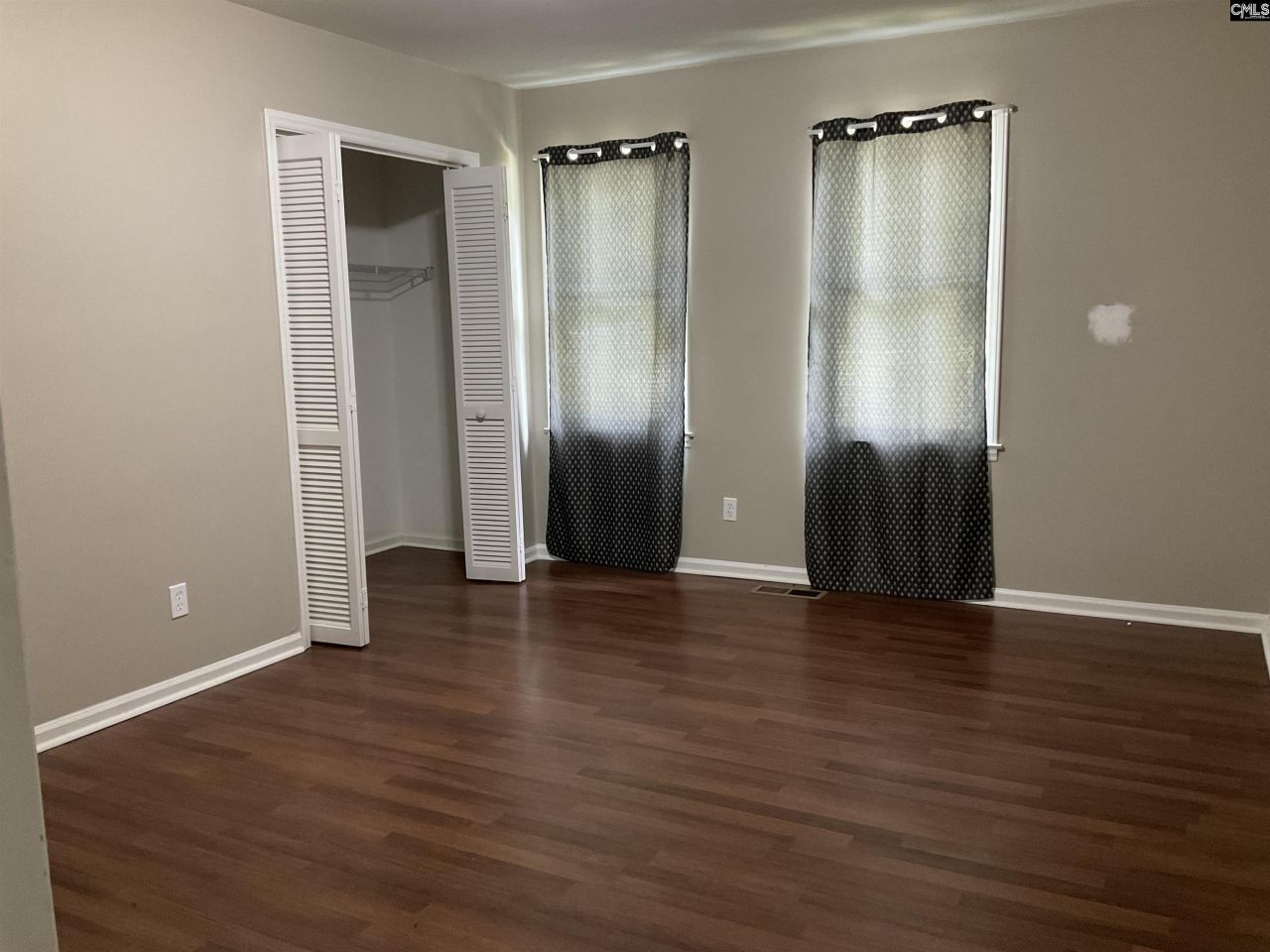 340 Avery Place Drive Photo 6