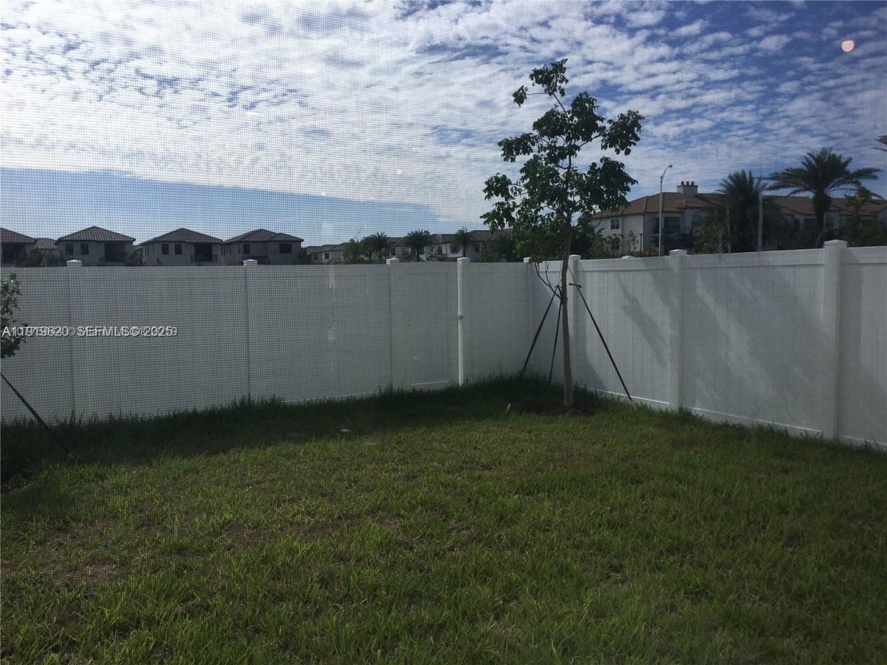 3388 W 100th Ter, Hialeah, FL 33018 Photo