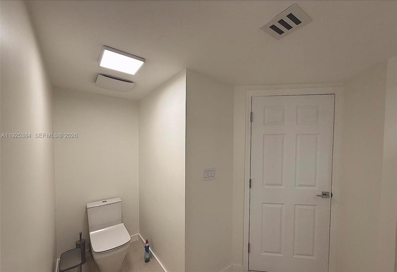 16699 Collins Ave, Unit 2701, Sunny Isles Beach, FL 33160 Photo