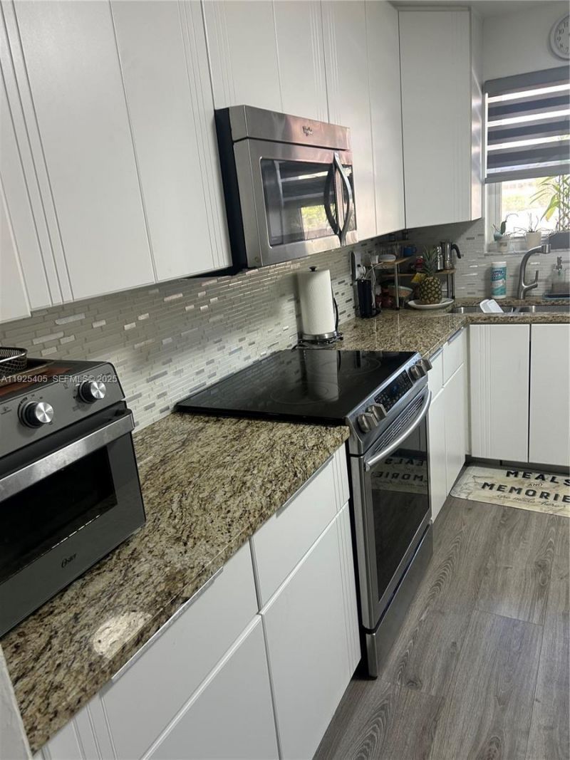 1250 SW 113th Ter, Unit 102, Pembroke Pines, FL 33025 Photo