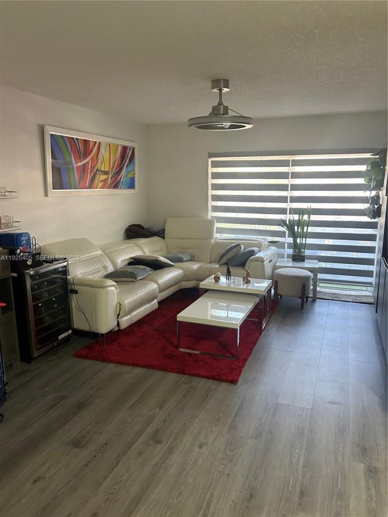 1250 SW 113th Ter, Unit 102, Pembroke Pines, FL 33025 Photo
