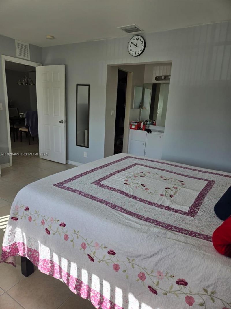 7837 Golf Cir Dr, Unit 310, Margate, FL 33063 Photo