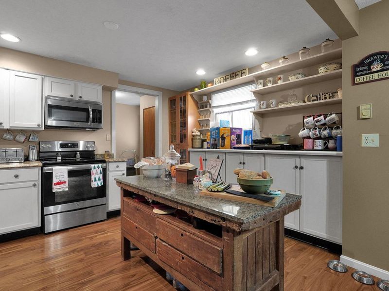 1576 Miami Trace Road SE, Washington Court House, OH 43160 Photo 15