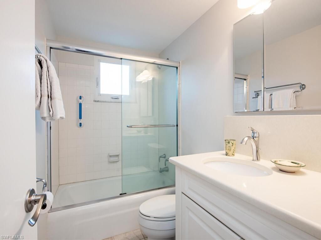 218 Banyan Blvd, Unit 218, Naples, FL 34102 Photo