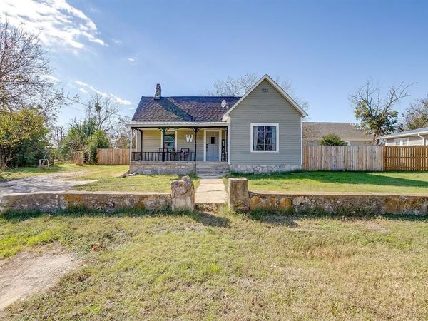610 N Mesquite Street, Hico, TX 76457