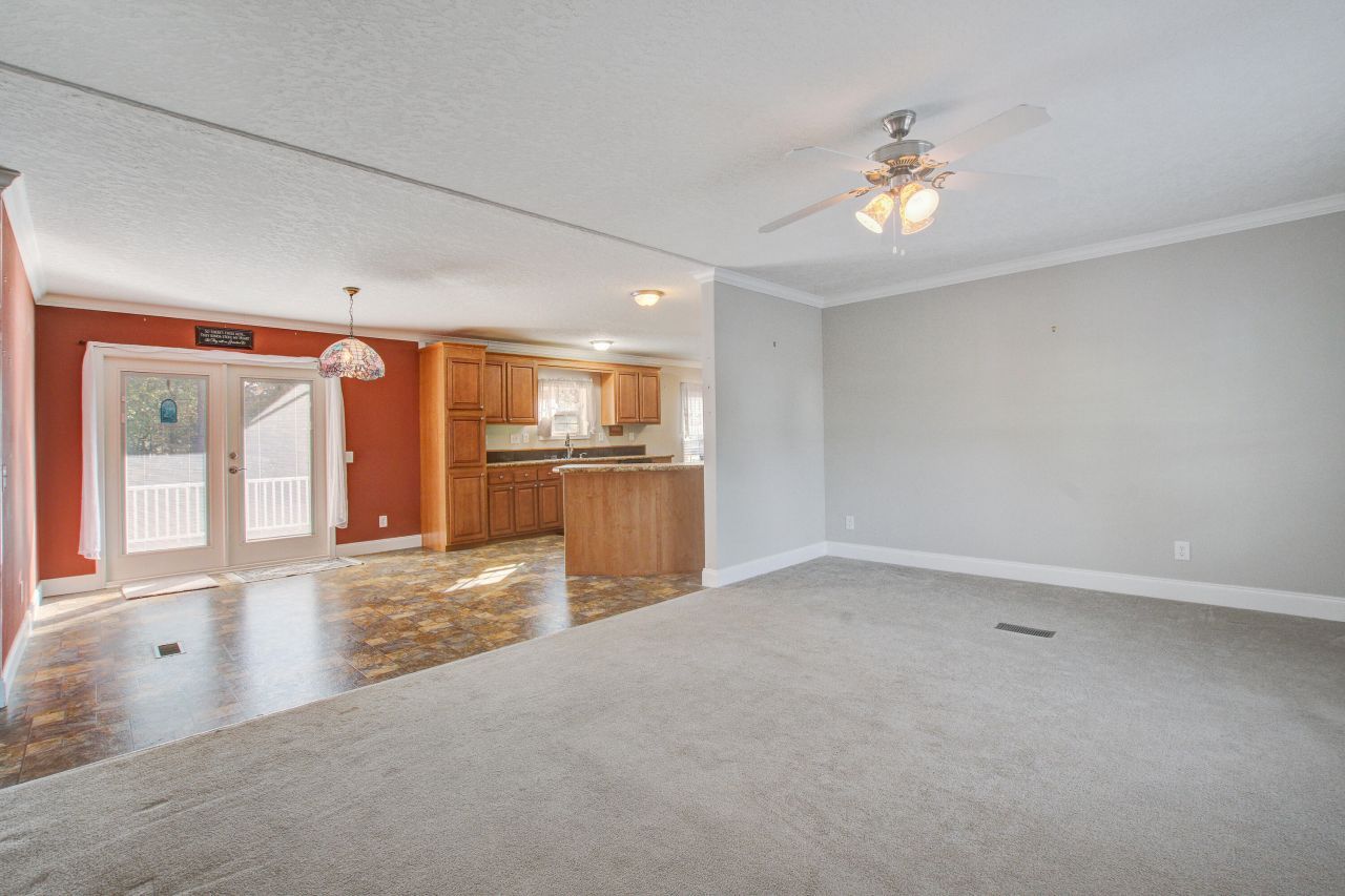 448 Pauline Drive Photo 11