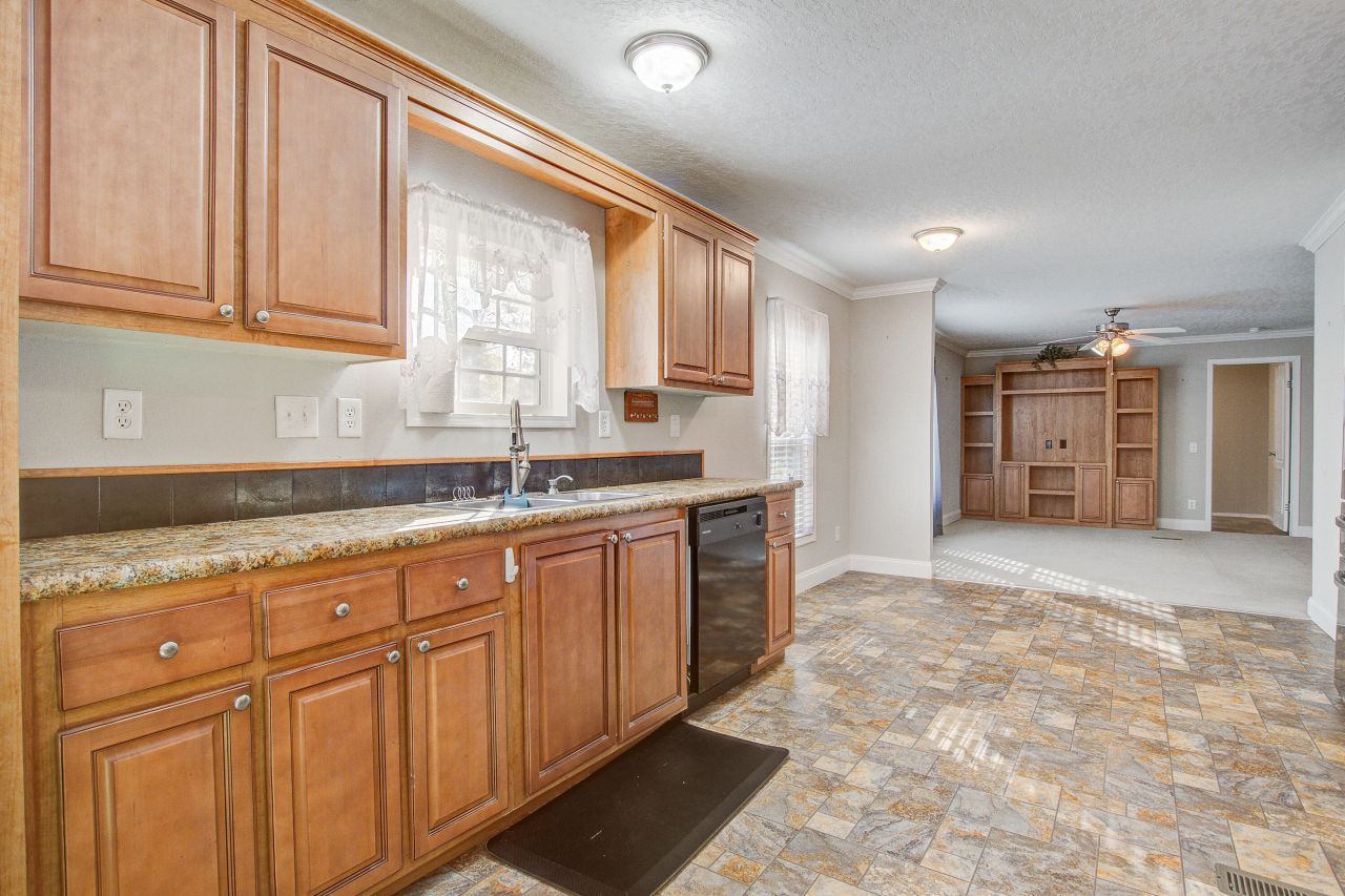 448 Pauline Drive Photo 16