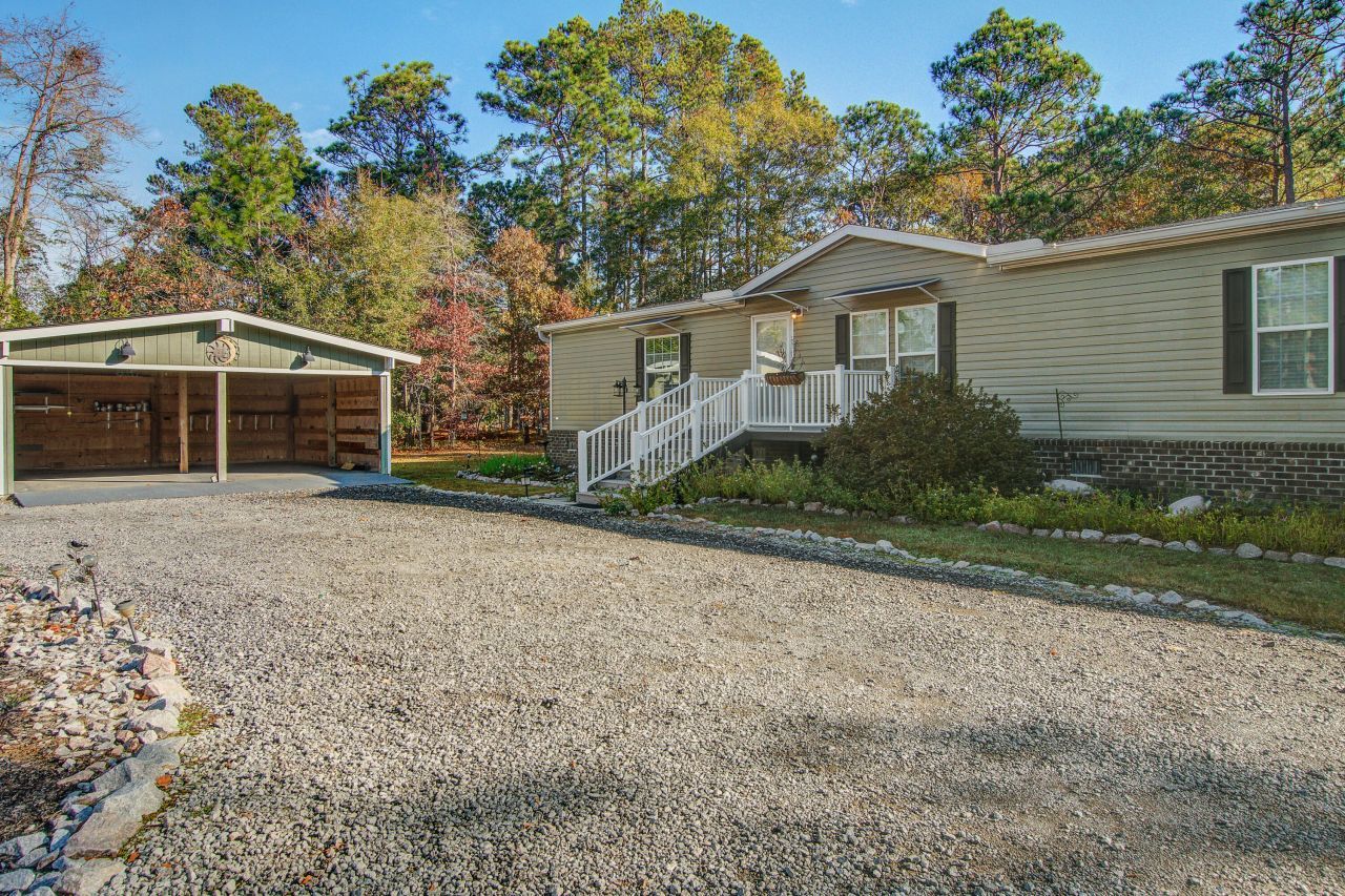 448 Pauline Drive Photo 4