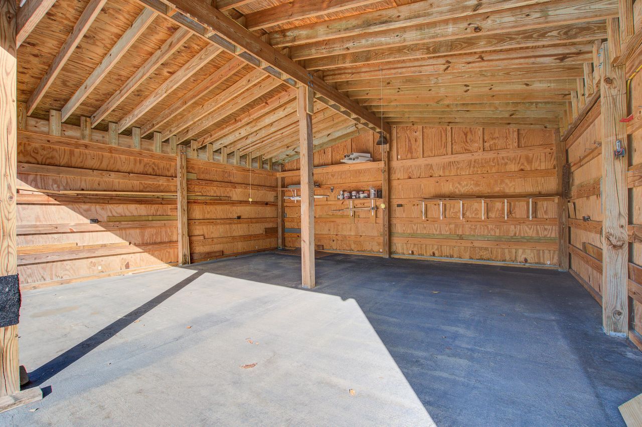 448 Pauline Drive Photo 5