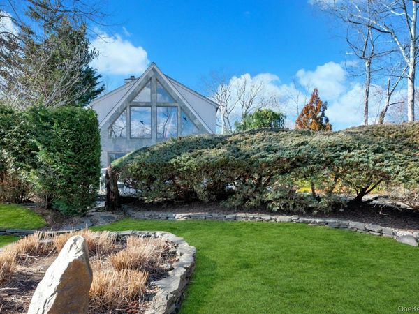 25 Miami Avenue, Peconic, NY 11958