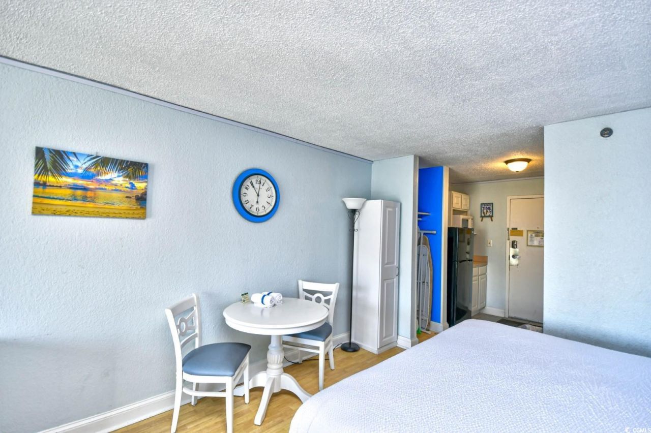 1207 S Ocean Blvd. Photo 8