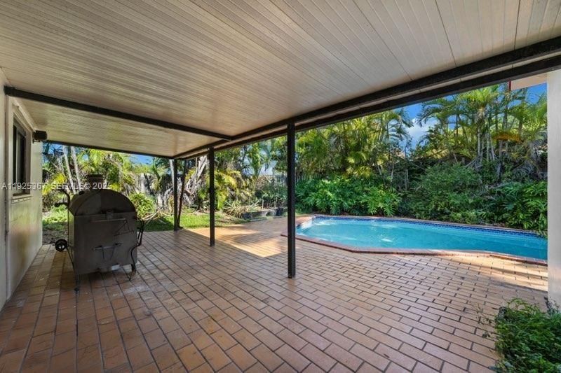 9155 SW 179th St, Palmetto Bay, FL 33157 Photo