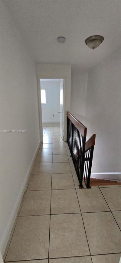 560 NW 82nd Pl, Unit 303, Miami, FL 33126 Photo