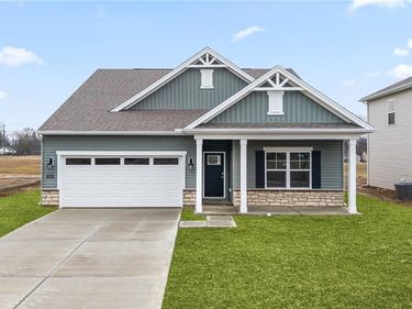 2210 Hackberry Street, Springfield, OH 45505