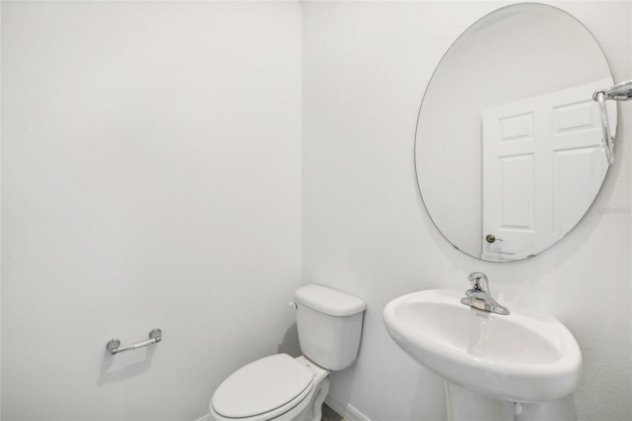 12910 Trovita Drive, Grand Island, FL 32735 Photo