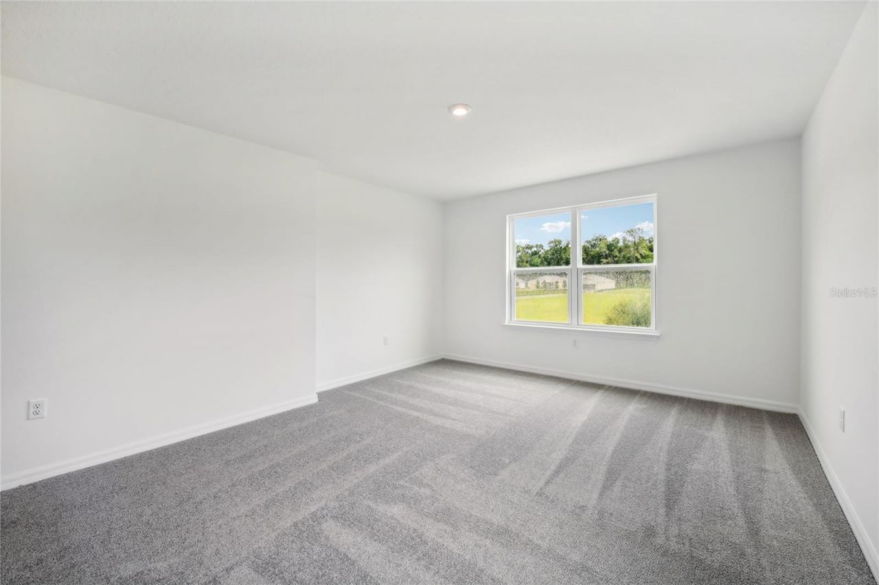 12910 Trovita Drive, Grand Island, FL 32735 Photo