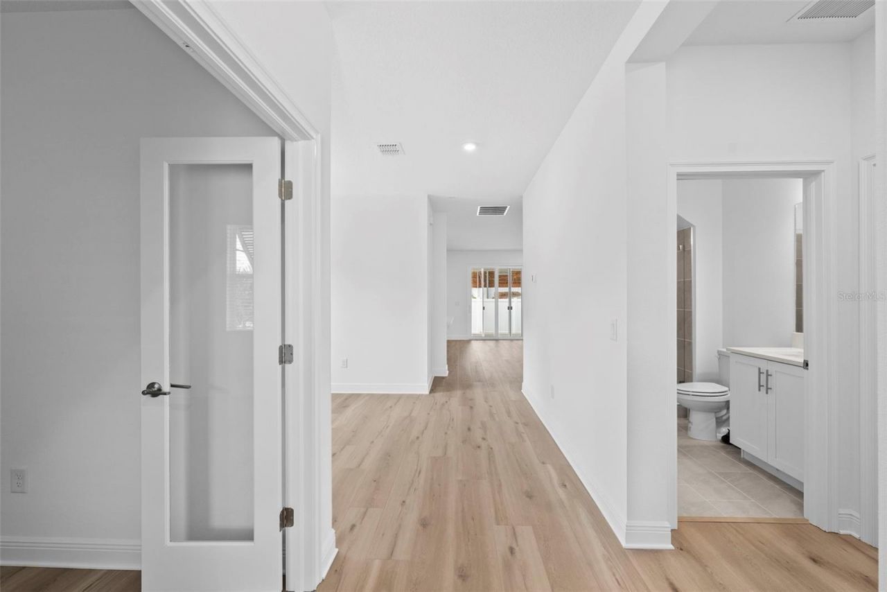 6216 29th Street N, Saint Petersburg, FL 33702 Photo