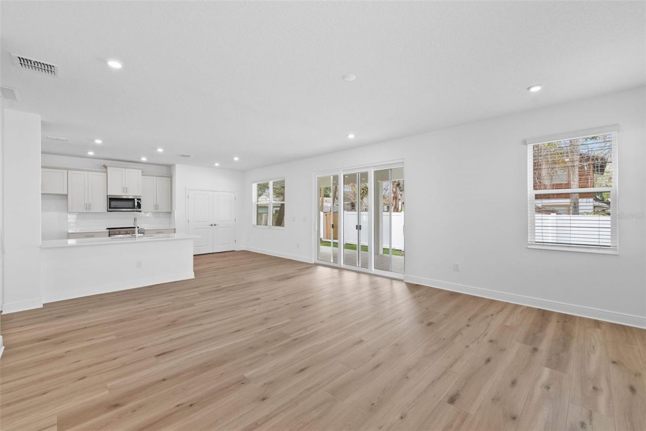 6216 29th Street N, Saint Petersburg, FL 33702 Photo