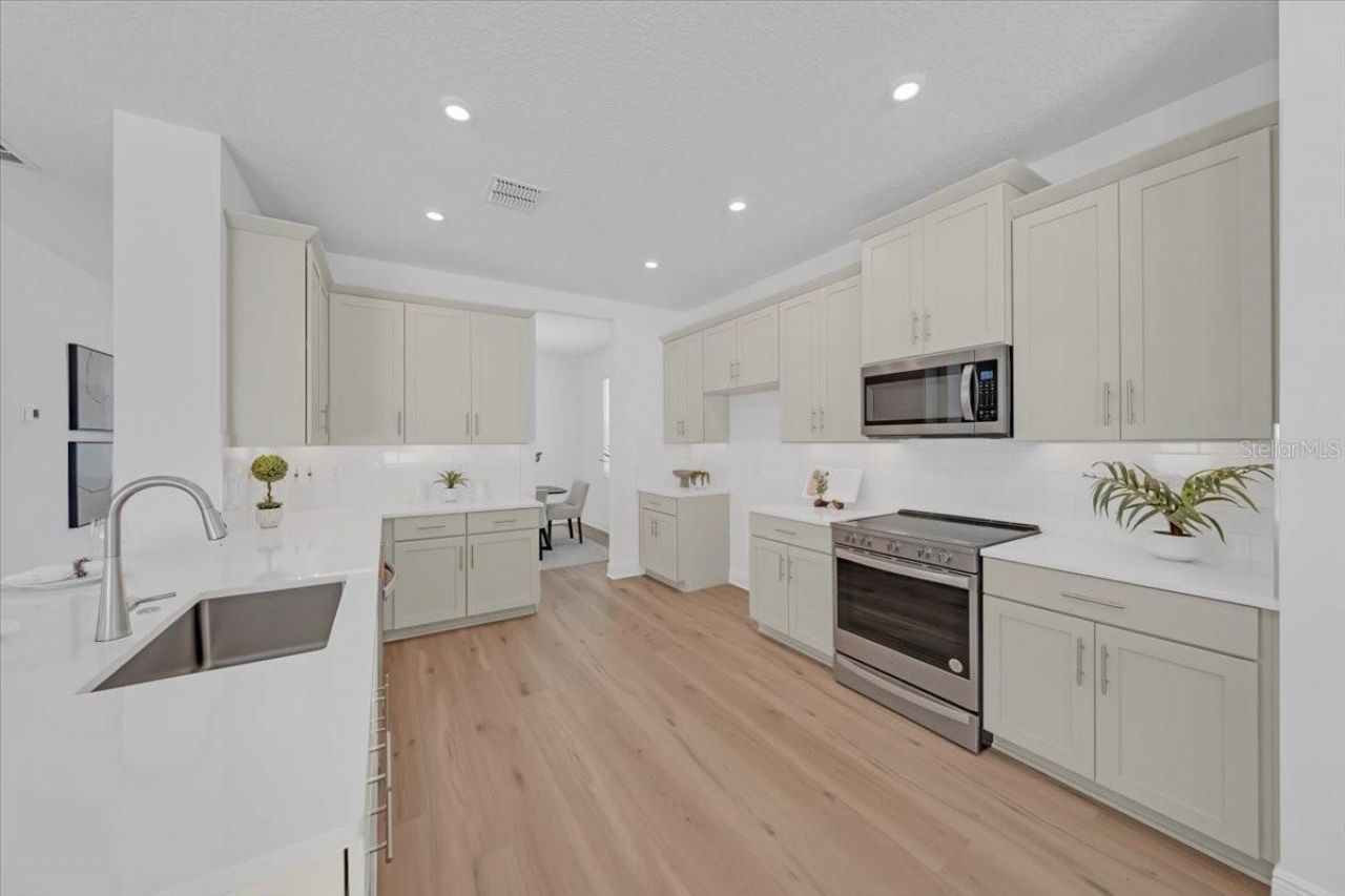 6216 29th Street N, Saint Petersburg, FL 33702 Photo