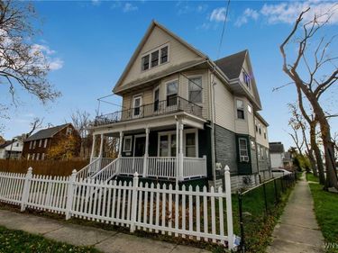 301 E North Street, Buffalo, NY 14204