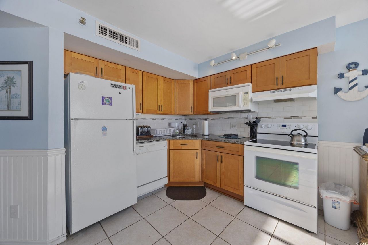 5523 N Ocean Blvd. Photo 12