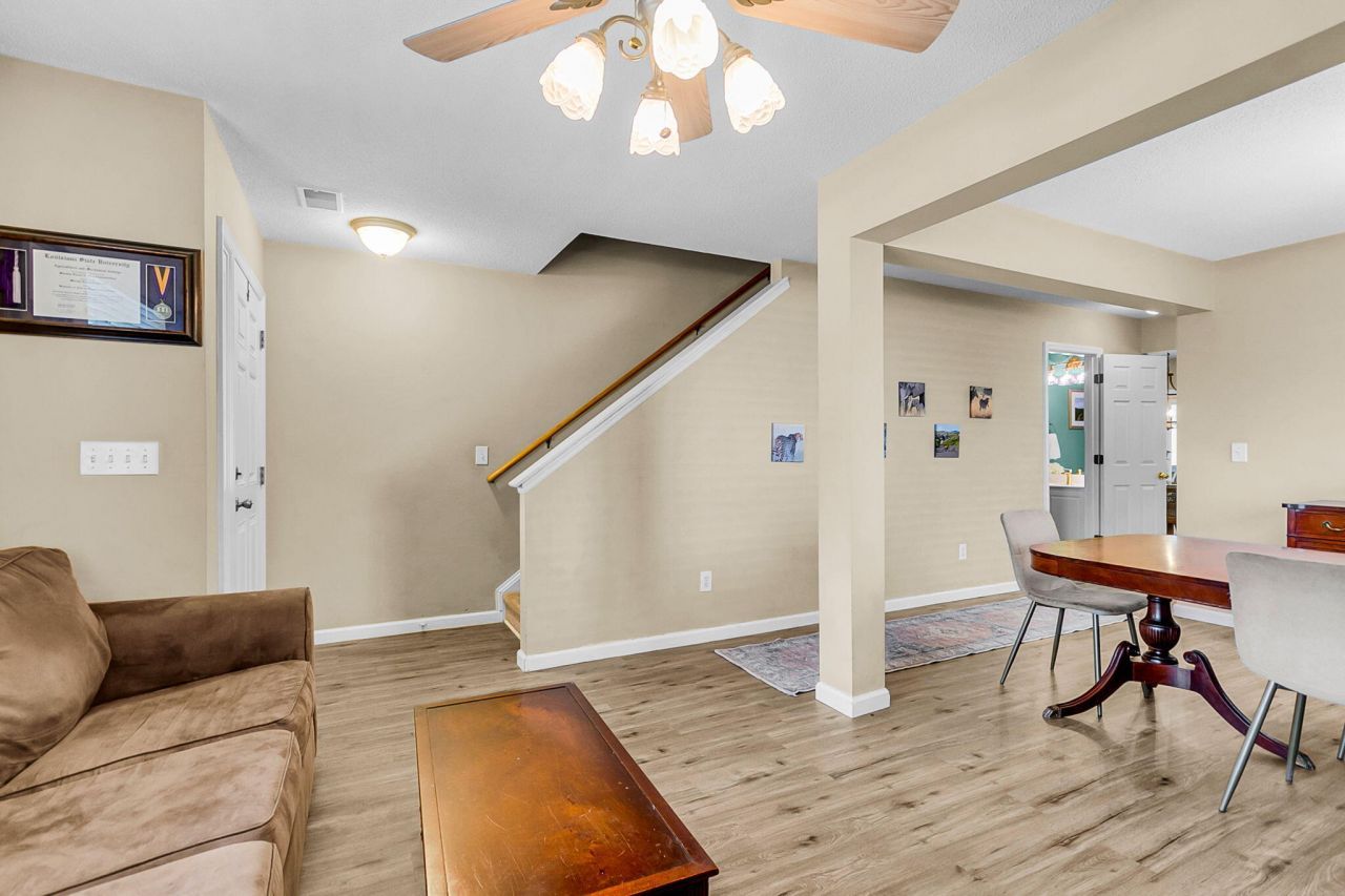 12 Creek Bend Drive Photo 15