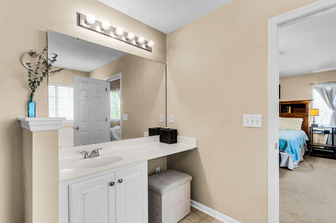 12 Creek Bend Drive Photo 30