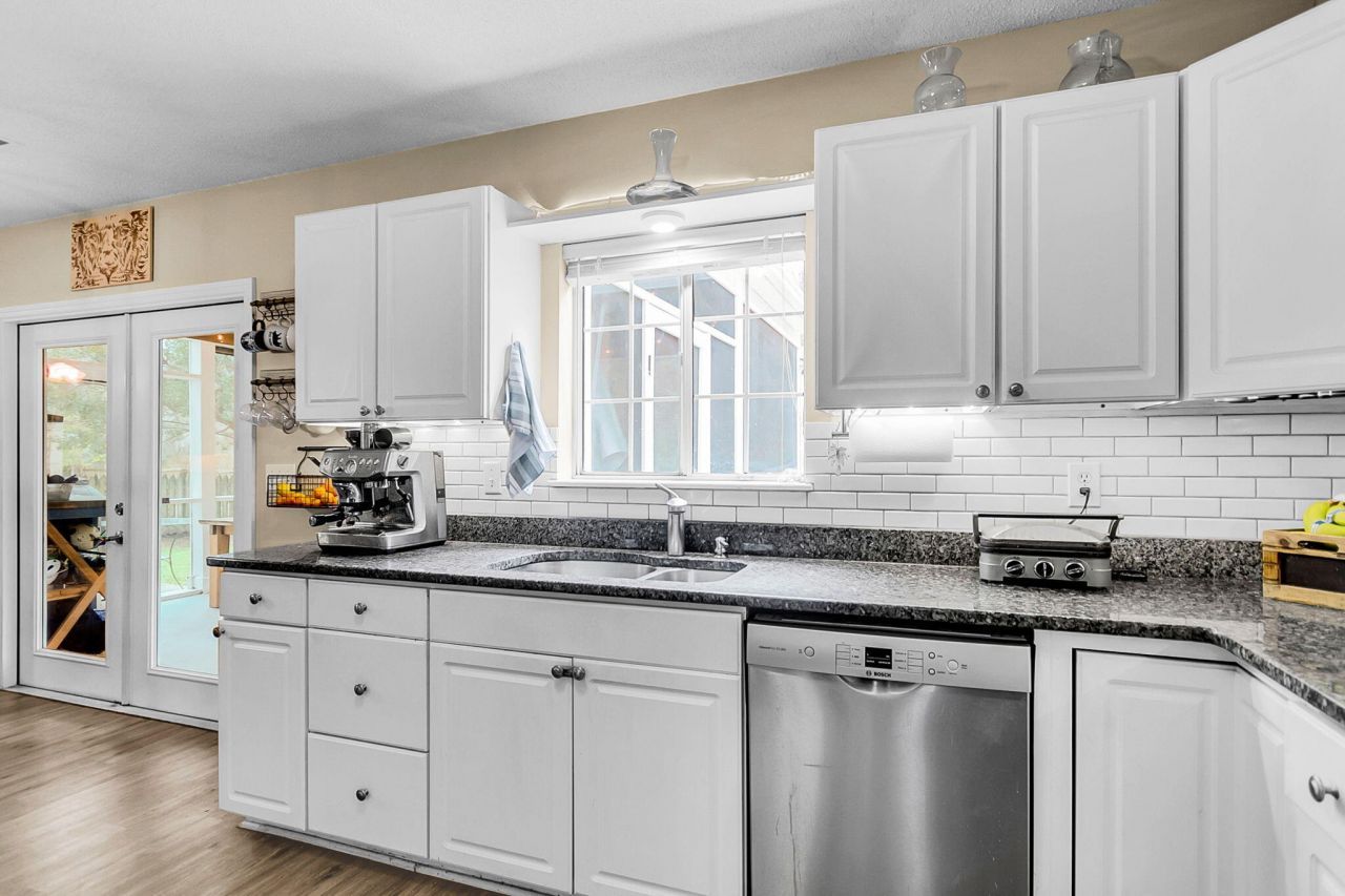 12 Creek Bend Drive Photo 7