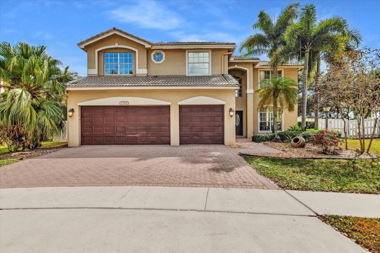 13702 NW 10th Ct, Pembroke Pines, FL 33028 Photo