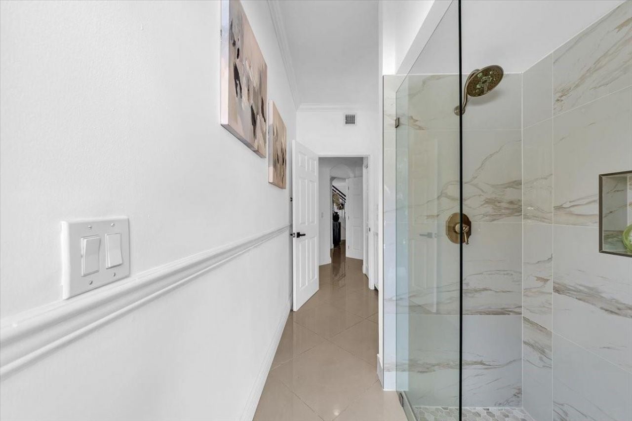 13702 NW 10th Ct, Pembroke Pines, FL 33028 Photo