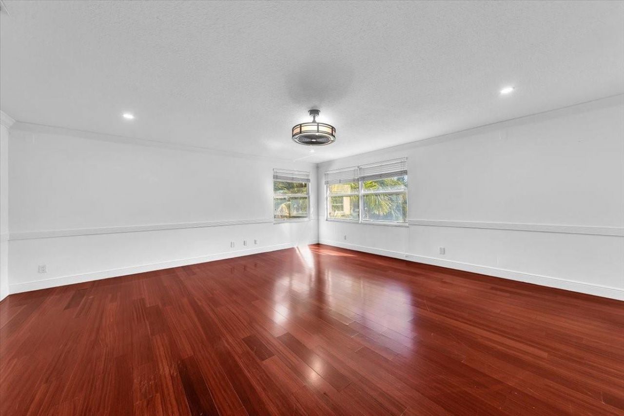 13702 NW 10th Ct, Pembroke Pines, FL 33028 Photo