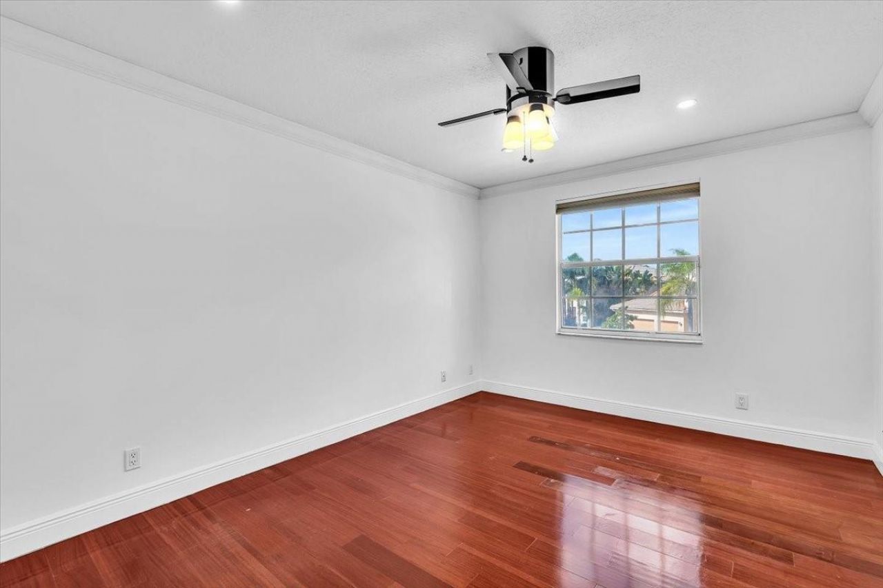 13702 NW 10th Ct, Pembroke Pines, FL 33028 Photo