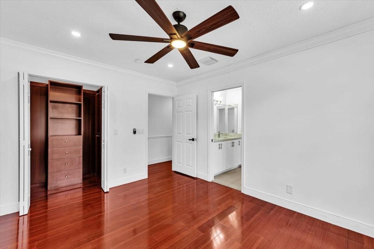 13702 NW 10th Ct, Pembroke Pines, FL 33028 Photo