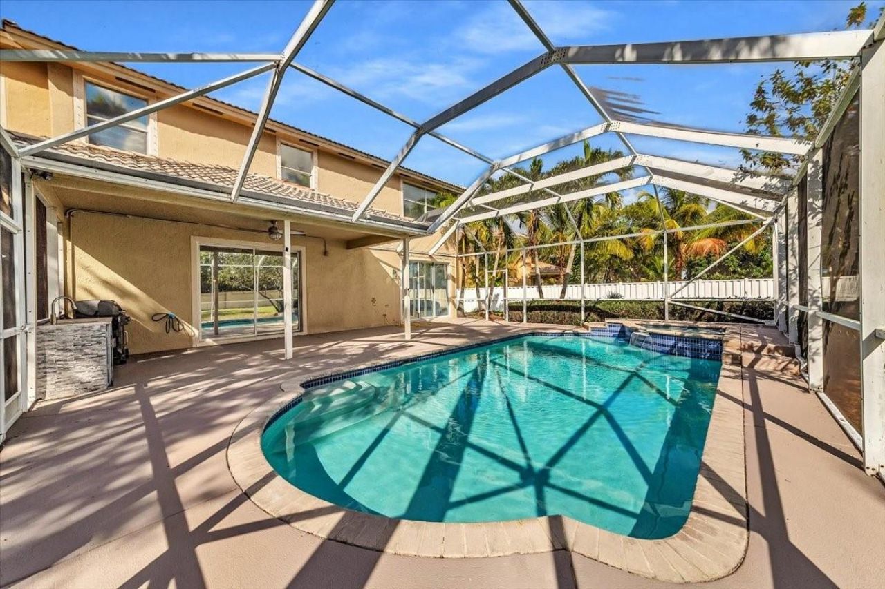 13702 NW 10th Ct, Pembroke Pines, FL 33028 Photo