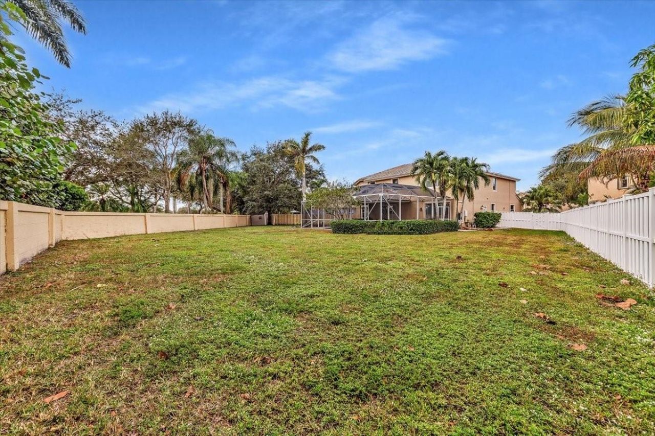 13702 NW 10th Ct, Pembroke Pines, FL 33028 Photo