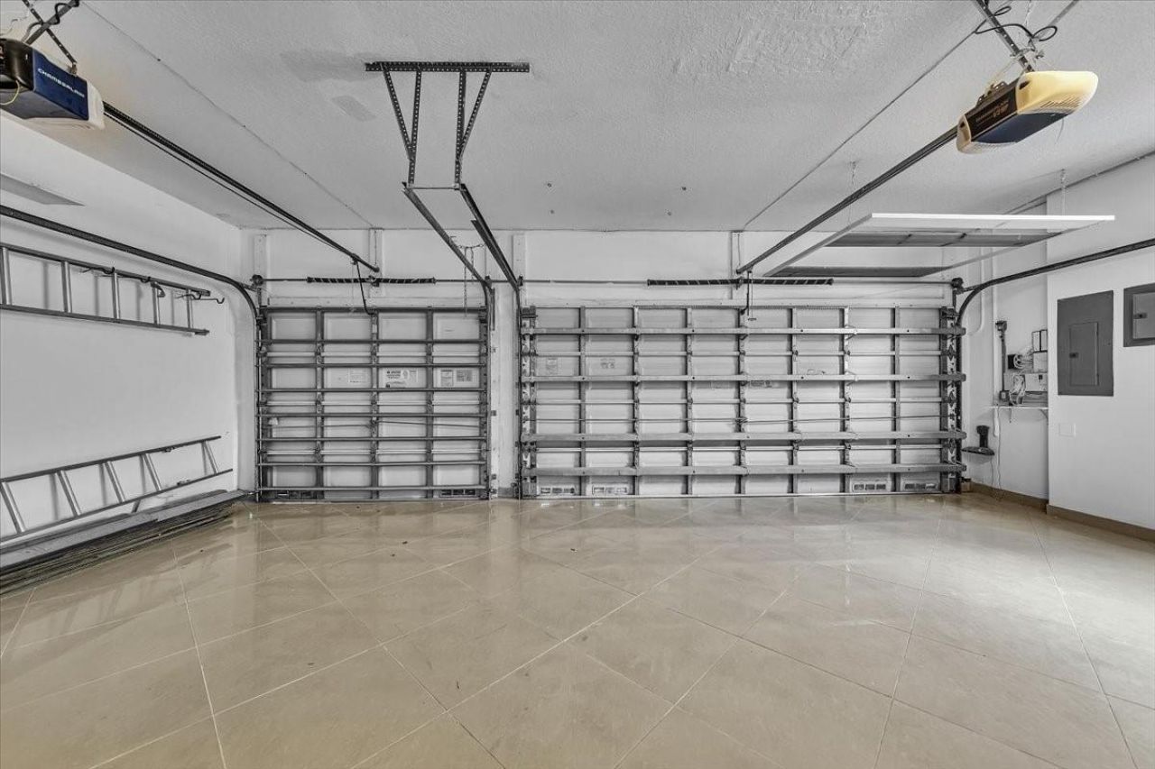 13702 NW 10th Ct, Pembroke Pines, FL 33028 Photo